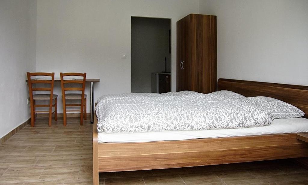 Apartmány pod Landštejnem Stare Mesto  Quarto foto