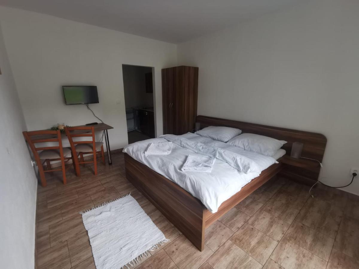 Apartmány pod Landštejnem Stare Mesto  Exterior foto